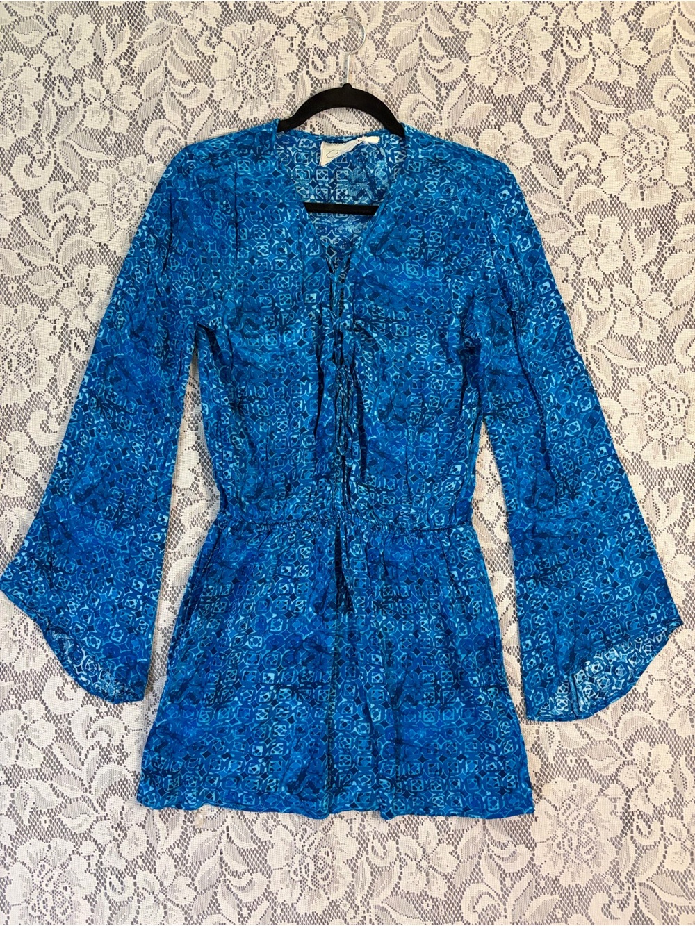 Green Dragon Blue Geometric Print Bell Sleeve Lace Up Tunic / Mini / Cover-Up
